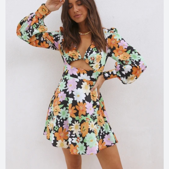 Nwt All About May Floral Long Sleeve Dress size 4 - Picture 1 of 7